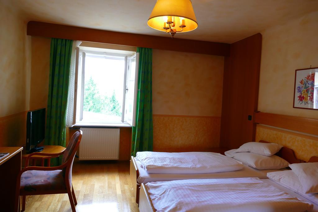 Hotel Pfeifer Zum Kirchenwirt Graz Exteriör bild