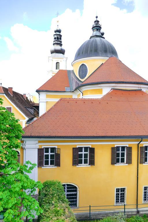 Hotel Pfeifer Zum Kirchenwirt Graz Exteriör bild
