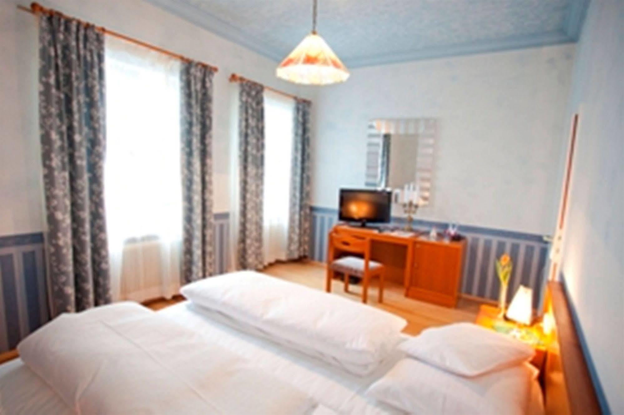 Hotel Pfeifer Zum Kirchenwirt Graz Exteriör bild